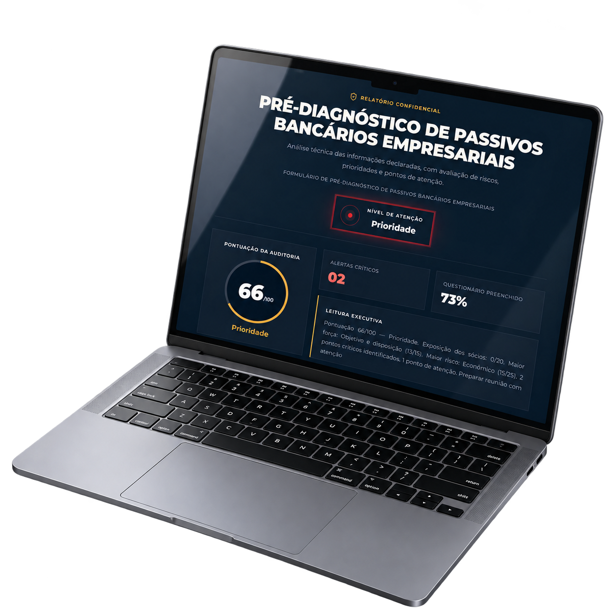 Notebook exibindo um relatório confidencial de pré-diagnóstico de passivos bancários empresariais